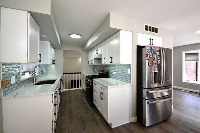 3006 S Lyman Street 2, Chicago, IL 60608