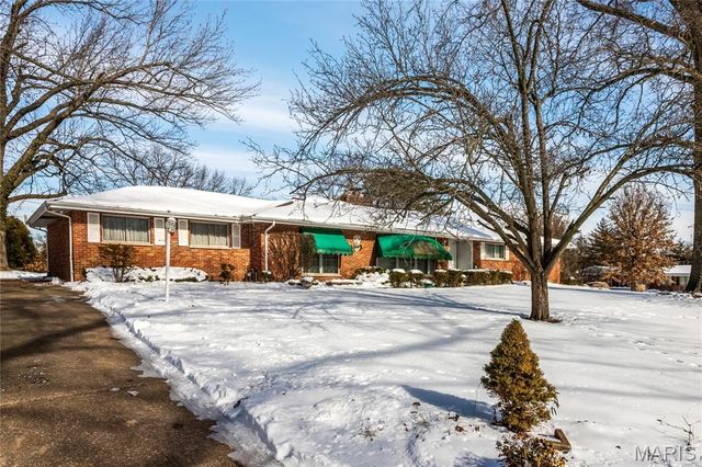 41 Harneywold Drive, Ferguson, MO 63136