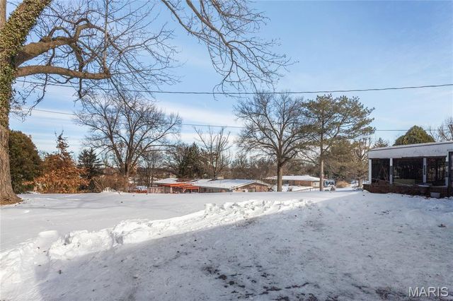 41 Harneywold Drive, Ferguson, MO 63136