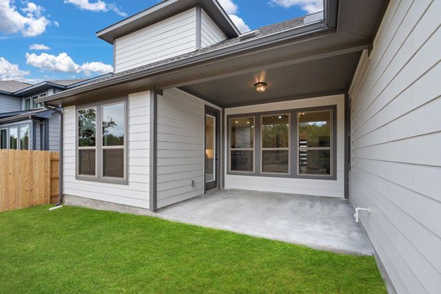 652 Sage Thrasher CIR, Dripping Springs, TX 78620
