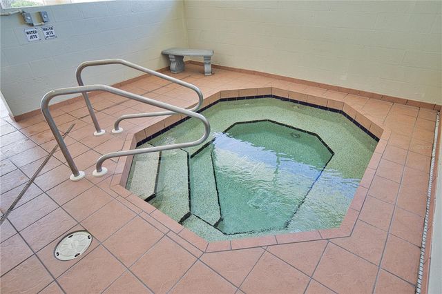 434 VILLA NUEVA CIRCLE, North Port, FL 34287