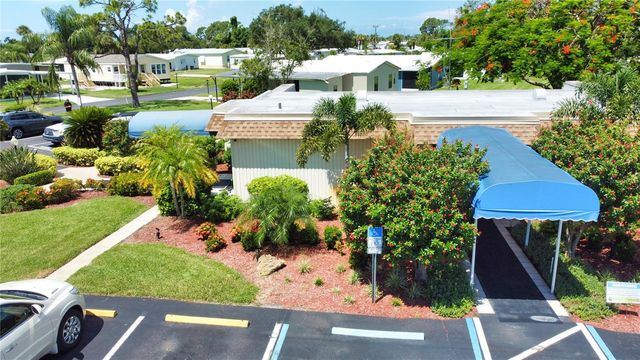434 VILLA NUEVA CIRCLE, North Port, FL 34287