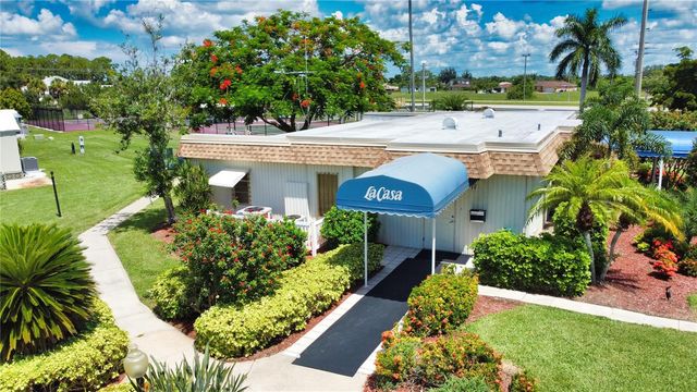 434 VILLA NUEVA CIRCLE, North Port, FL 34287