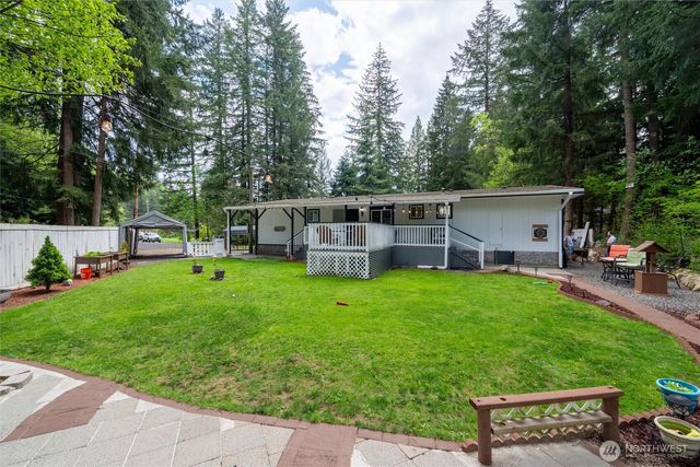 6360 Overland Trail, Maple Falls, WA 98266