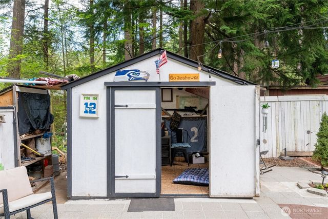 6360 Overland Trail, Maple Falls, WA 98266