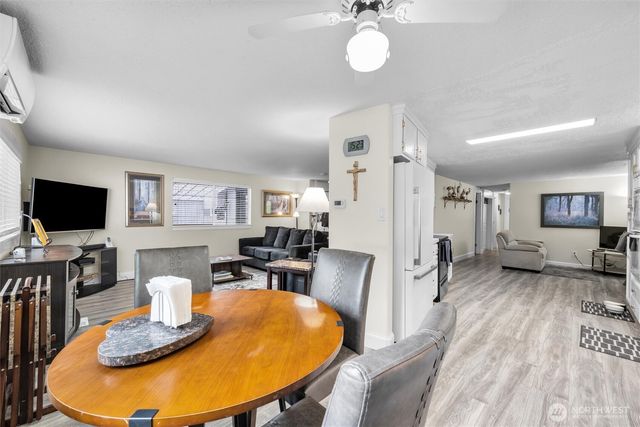 6360 Overland Trail, Maple Falls, WA 98266