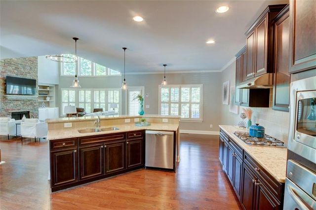 406 Woodliff Place, Milton, GA 30004