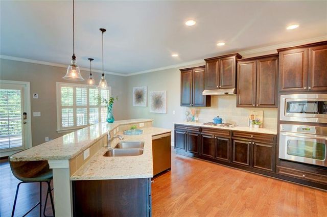 406 Woodliff Place, Milton, GA 30004