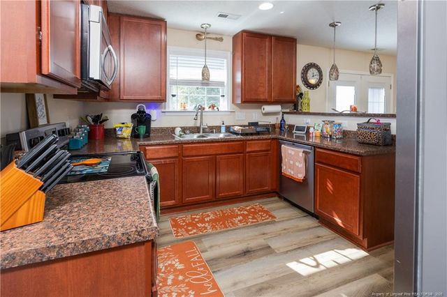 21 Northgate Lane, Clinton, NC 28328