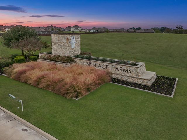 1004 Harvest Lane, Brenham, TX 77833