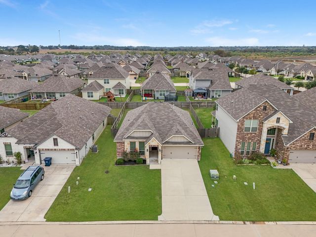 1004 Harvest Lane, Brenham, TX 77833