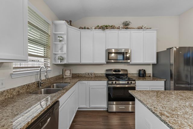 1004 Harvest Lane, Brenham, TX 77833