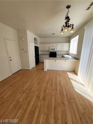 8149 Palace Monaco Avenue, Las Vegas, NV 89117
