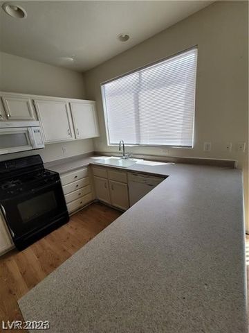 8149 Palace Monaco Avenue, Las Vegas, NV 89117
