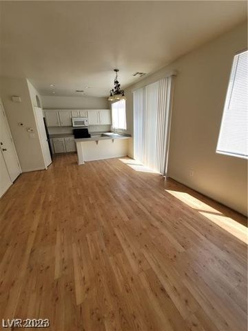 8149 Palace Monaco Avenue, Las Vegas, NV 89117