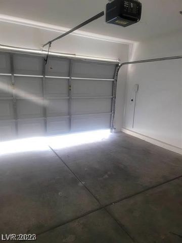 8149 Palace Monaco Avenue, Las Vegas, NV 89117