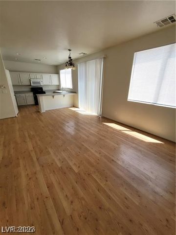 8149 Palace Monaco Avenue, Las Vegas, NV 89117