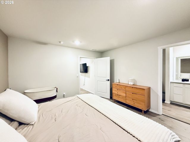 6653 Ne 139TH Pl, Vancouver, WA 98682