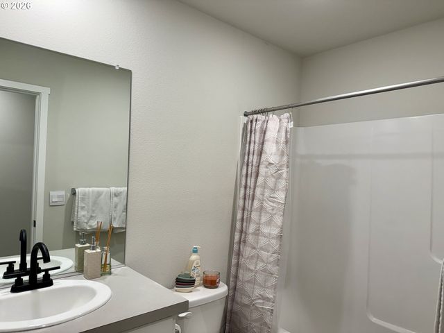 6653 Ne 139TH Pl, Vancouver, WA 98682