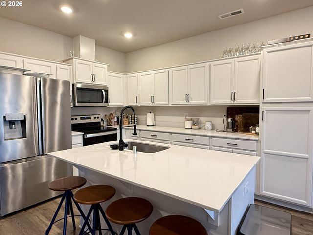 6653 Ne 139TH Pl, Vancouver, WA 98682