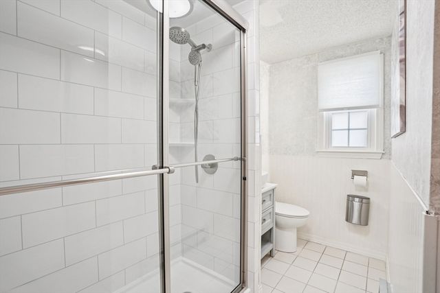 16 Middlesex St 5, Chelmsford, MA 01863