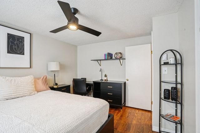 16 Middlesex St 5, Chelmsford, MA 01863