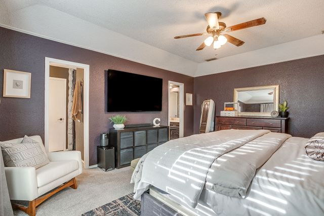 1026 Hazelwood Drive, Mansfield, TX 76063