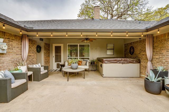 1026 Hazelwood Drive, Mansfield, TX 76063