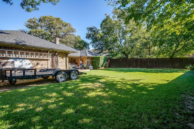 1026 Hazelwood Drive, Mansfield, TX 76063