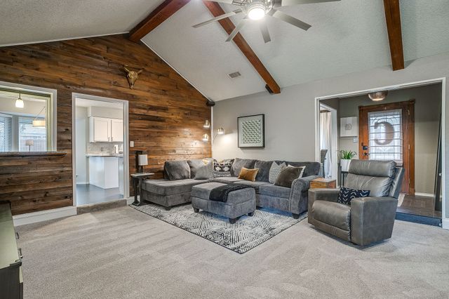 1026 Hazelwood Drive, Mansfield, TX 76063