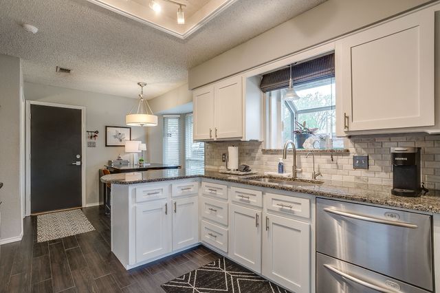 1026 Hazelwood Drive, Mansfield, TX 76063