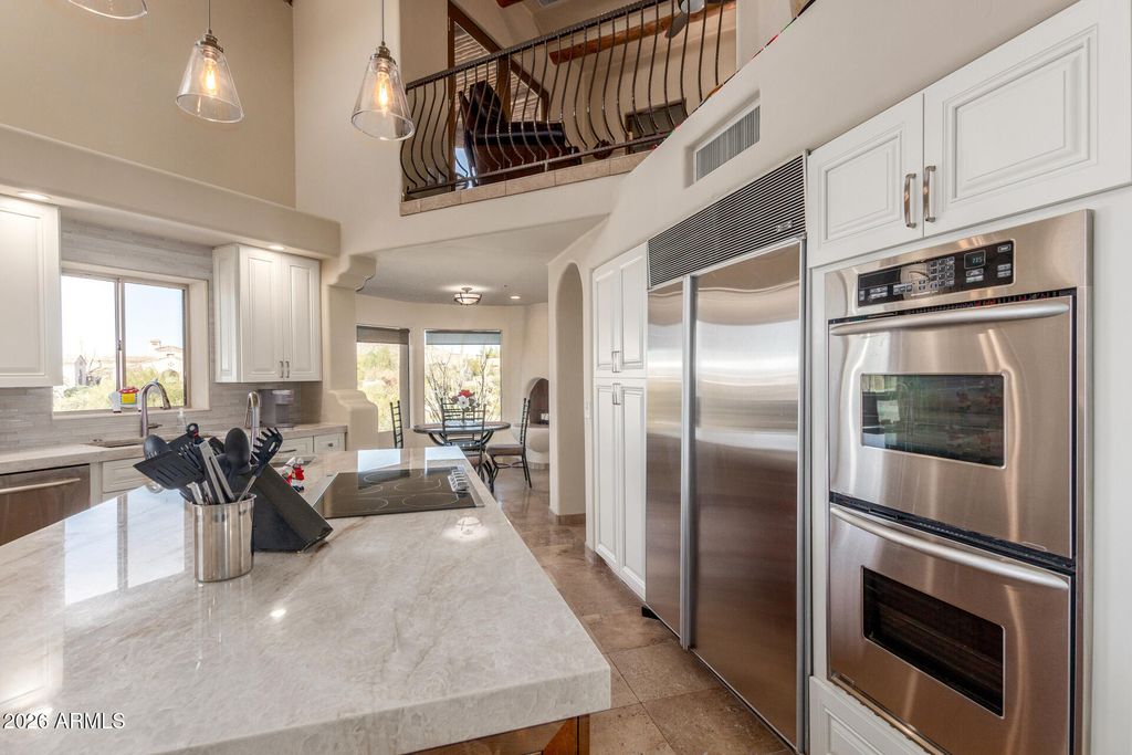 Image 16 of property listing at 24200 N ALMA SCHOOL Road 5, Scottsdale, AZ 85255