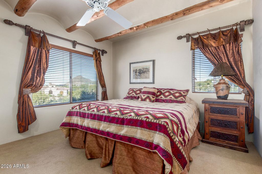 Image 42 of property listing at 24200 N ALMA SCHOOL Road 5, Scottsdale, AZ 85255