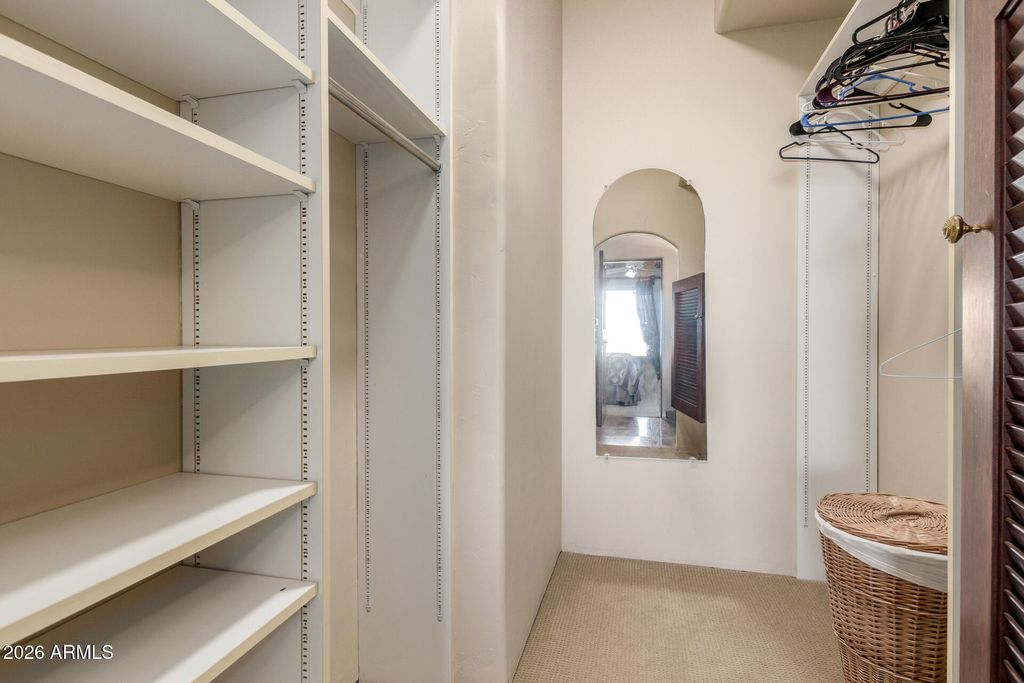 Image 43 of property listing at 24200 N ALMA SCHOOL Road 5, Scottsdale, AZ 85255