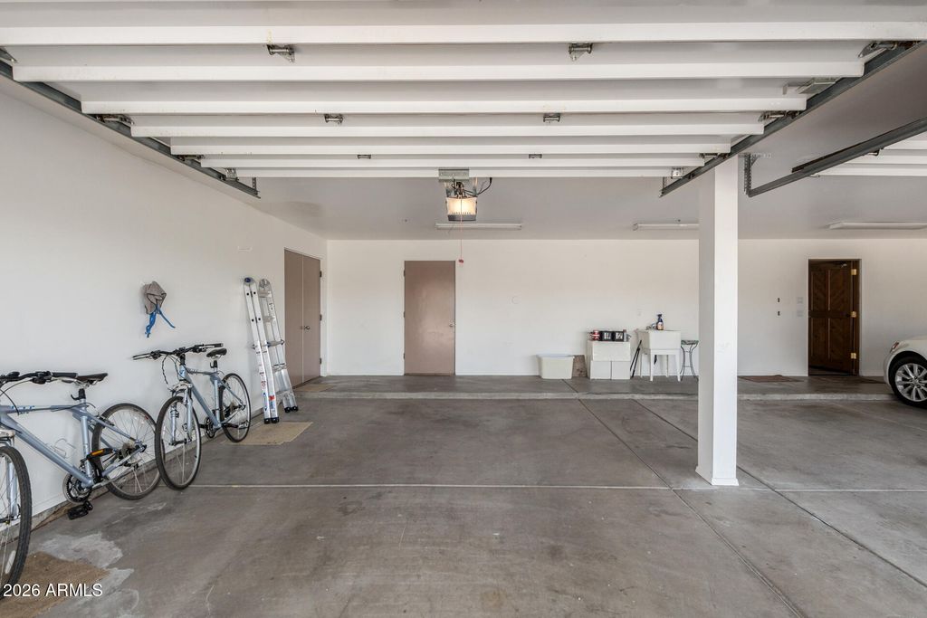 Image 48 of property listing at 24200 N ALMA SCHOOL Road 5, Scottsdale, AZ 85255