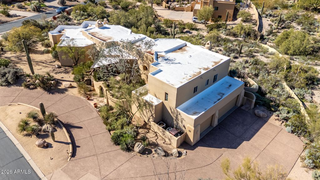Image 60 of property listing at 24200 N ALMA SCHOOL Road 5, Scottsdale, AZ 85255