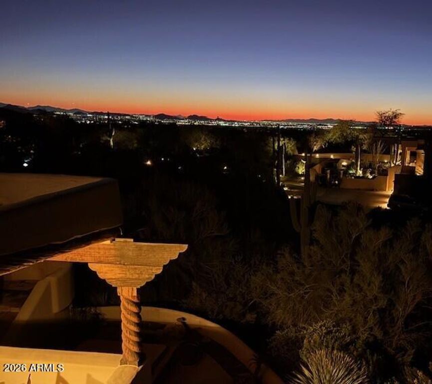 Image 71 of property listing at 24200 N ALMA SCHOOL Road 5, Scottsdale, AZ 85255