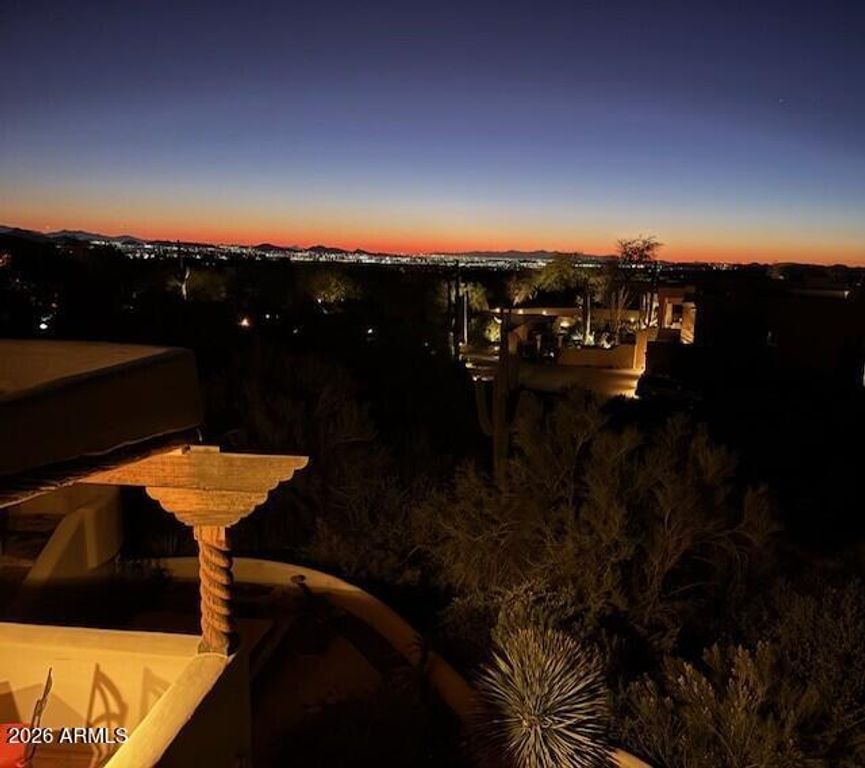 Image 73 of property listing at 24200 N ALMA SCHOOL Road 5, Scottsdale, AZ 85255