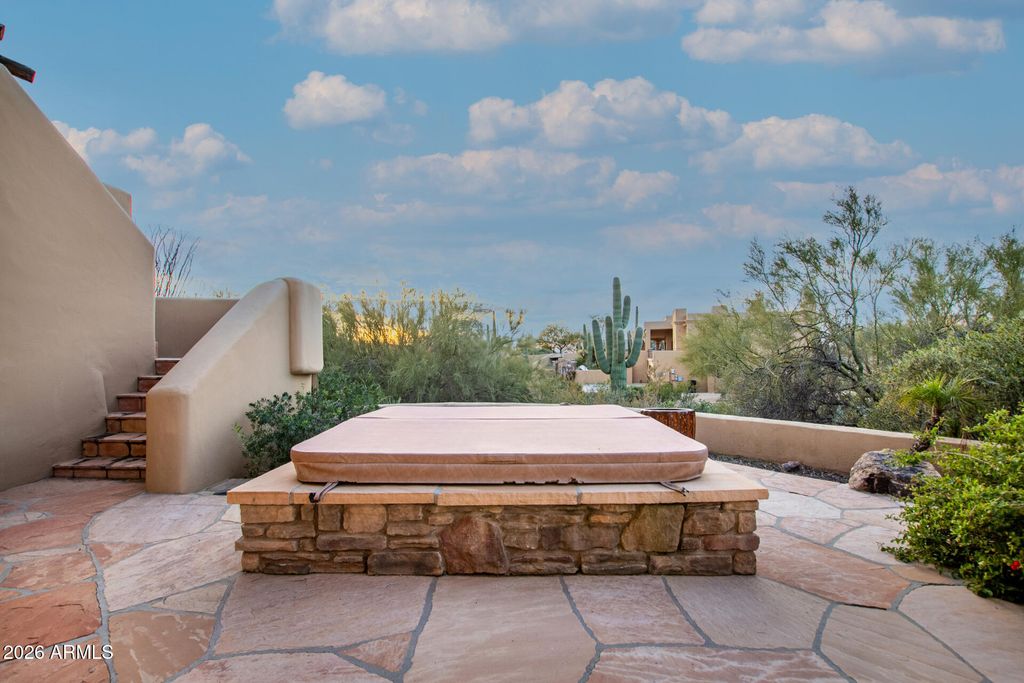 Image 82 of property listing at 24200 N ALMA SCHOOL Road 5, Scottsdale, AZ 85255
