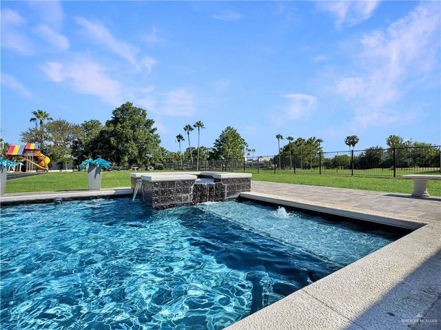 13509 Borolo Drive, Edinburg, TX 78541