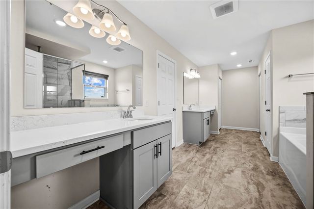 269 Lily Ridge Dr, North Strabane, PA 15317
