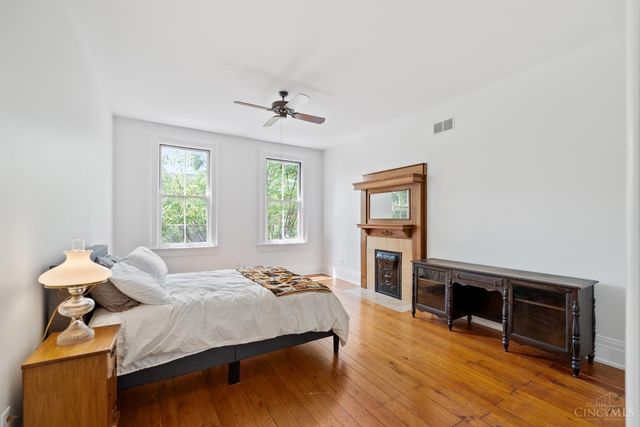 320 E Fourteenth Street, Cincinnati, OH 45202