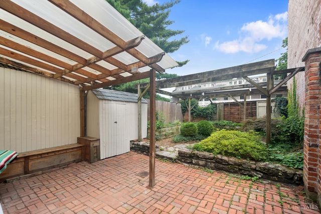 320 E Fourteenth Street, Cincinnati, OH 45202