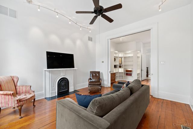 320 E Fourteenth Street, Cincinnati, OH 45202