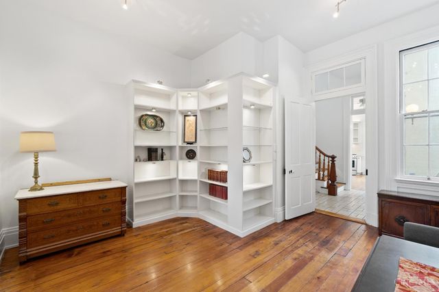 320 E Fourteenth Street, Cincinnati, OH 45202