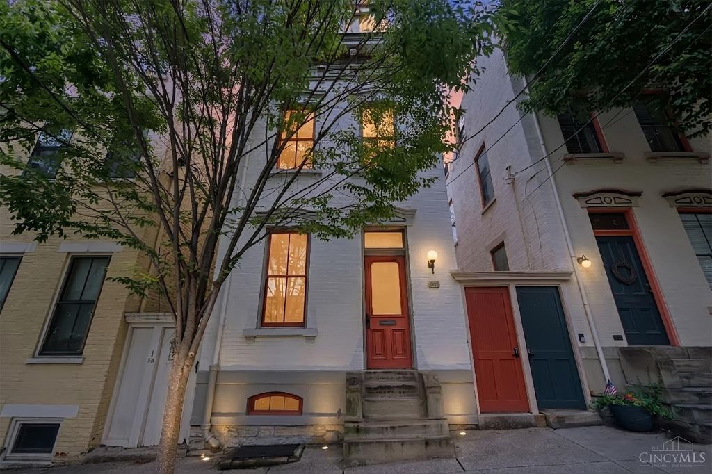 320 E Fourteenth Street, Cincinnati, OH 45202