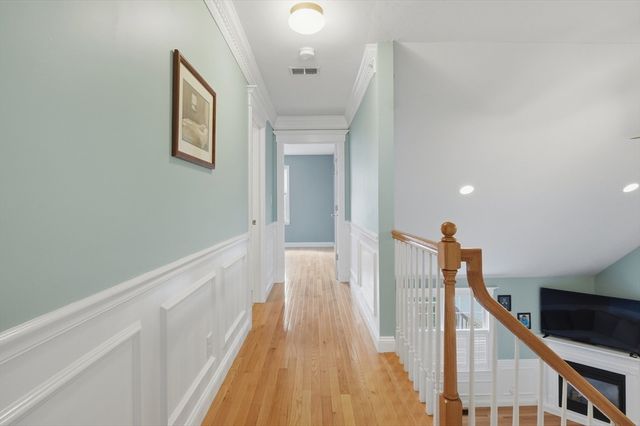 32 Edmonds Circle 32, Northbridge, MA 01588