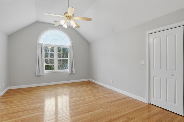 32 Edmonds Circle 32, Northbridge, MA 01588