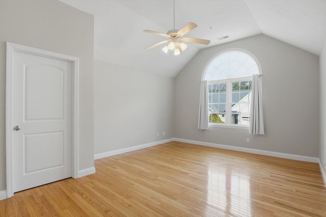 32 Edmonds Circle 32, Northbridge, MA 01588