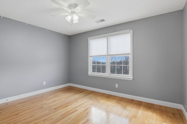 32 Edmonds Circle 32, Northbridge, MA 01588